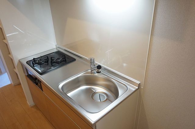 ��ʌ�����s�厚���V��h�̃A�p�[�g�̃L�b�`��