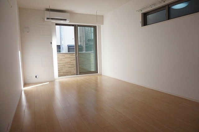 ��ʌ�����s�厚���V��h�̃A�p�[�g�̂��̑������E�X�y�[�X