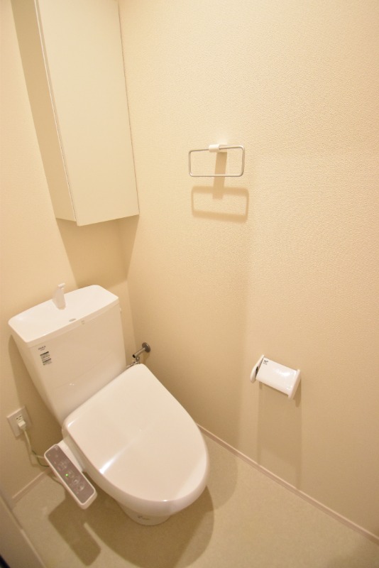 ��ʌ�����s���L�R���ڂ̃}���V�����̃g�C��