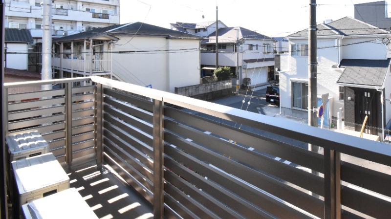 ��ʌ�����s���L�R���ڂ̃}���V�����̃o���R�j�[