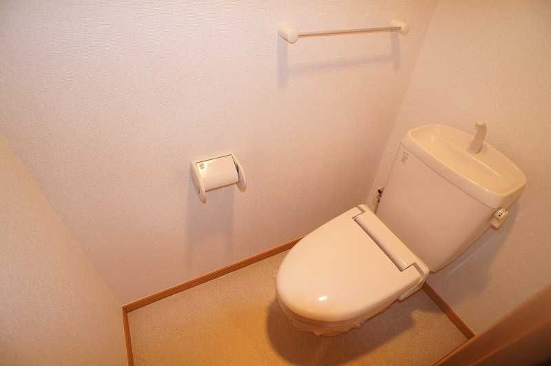 ��ʌ�����s�厚������̃}���V�����̃g�C��