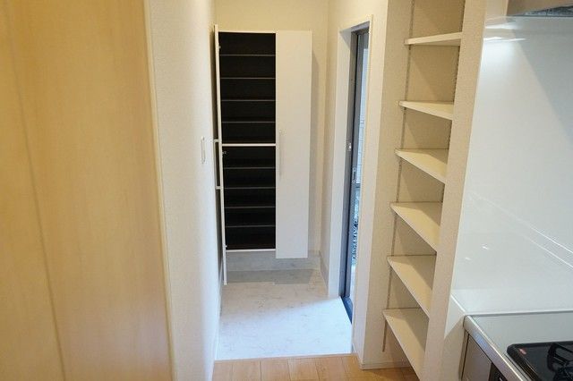 ��ʌ�����s�厚���V��h�̃A�p�[�g�̌���