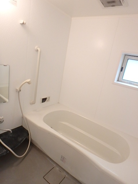 ��ʌ��������܎s�Y�a���؍�S���ڂ̃A�p�[�g�̃o�X