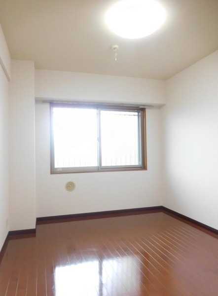 ��ʌ�����s������P���ڂ̃}���V�����̋��ԁE���r���O