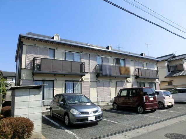 ��ʌ�����s�����Q���ڂ̃A�p�[�g�̌����O��