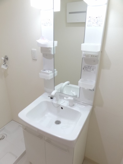 ��ʌ��������܎s��{��听���P���ڂ̃}���V�����̐��ʏ�