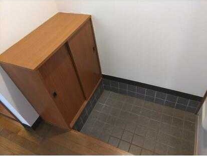 ��ʌ�����s�˒˓��R���ڂ̃A�p�[�g�̌���