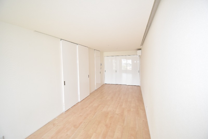 ��ʌ��������܎s������㗎���T���ڂ̃A�p�[�g�̋��ԁE���r���O