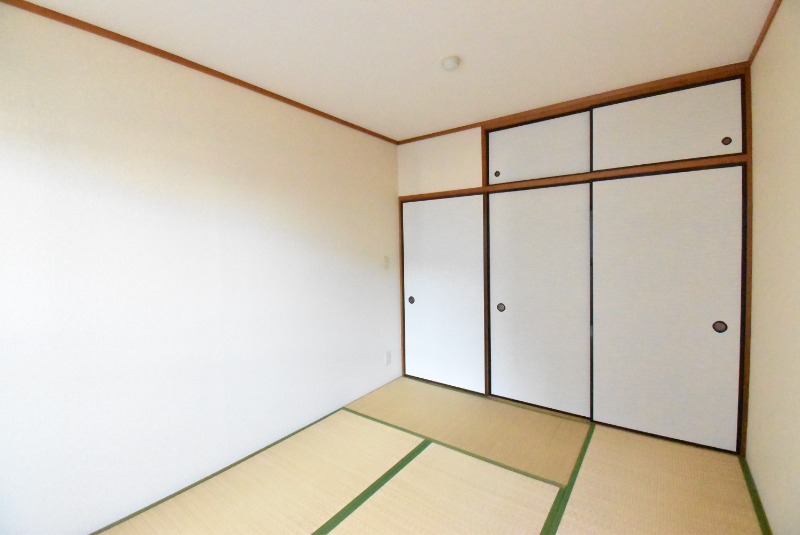 ��ʌ������s�����R���ڂ̃}���V�����̎��[