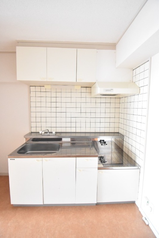 ��ʌ�����s������S���ڂ̃}���V�����̃L�b�`��