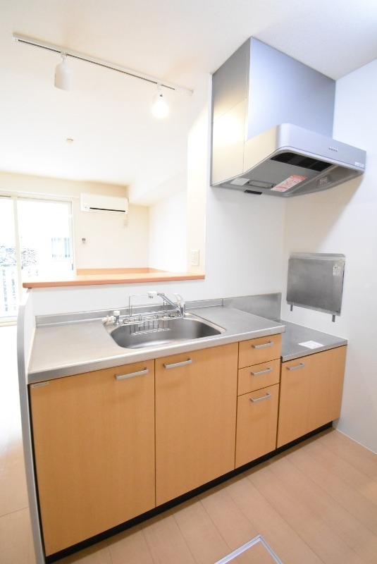 ��ʌ��������܎s�Y�a��؍�T���ڂ̃A�p�[�g�̃L�b�`��