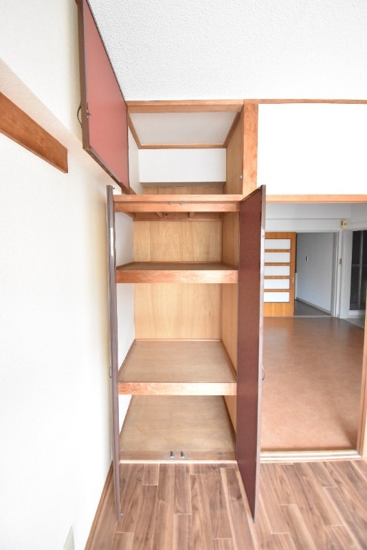 ��ʌ�����s������S���ڂ̃}���V�����̎��[