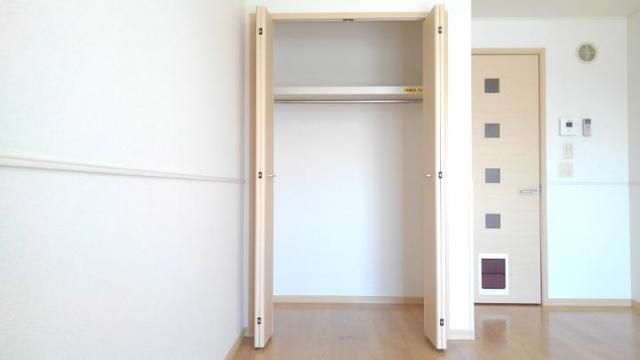 ��ʌ������s��ʖ�̃A�p�[�g�̎��[