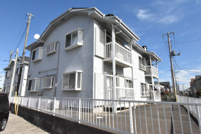 ��ʌ������s���h�R���ڂ̃A�p�[�g�̌����O��