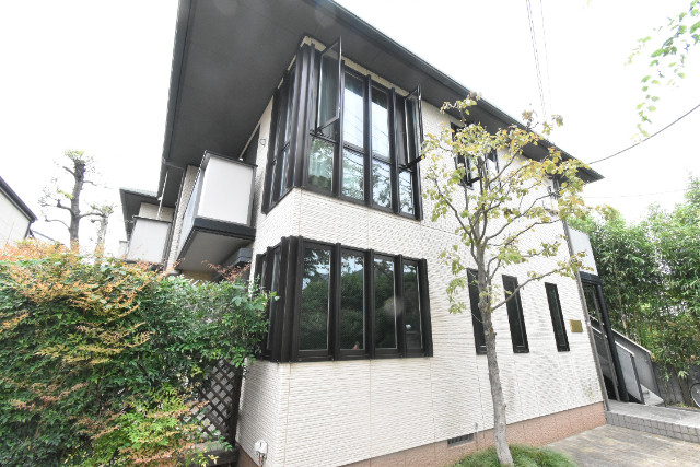 ��ʌ��������܎s�k��~�͒��̃A�p�[�g�̌����O��