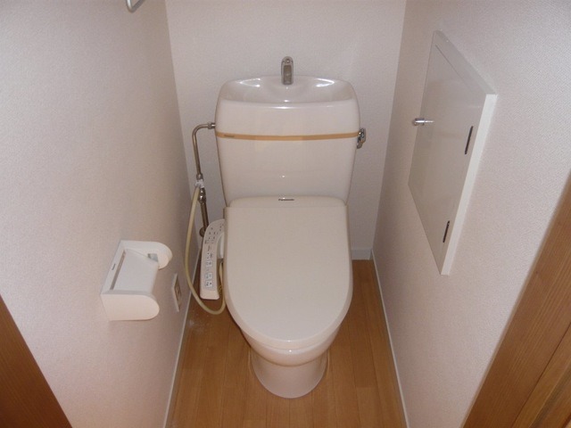 ��ʌ������s���h�R���ڂ̃A�p�[�g�̃g�C��