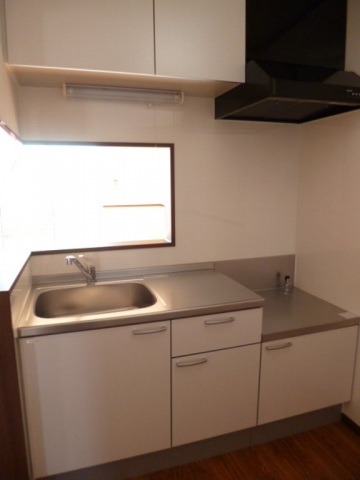 ��ʌ��������܎s��΋�厚��΂̃A�p�[�g�̃L�b�`��