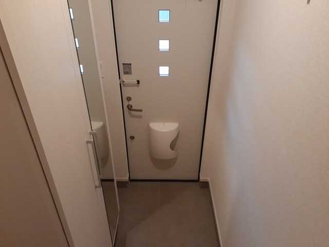 ��ʌ�����s�厚���s�g���̃A�p�[�g�̌���