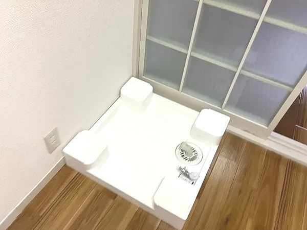 ��ʌ��������܎s��{��y�蒬�P���ڂ̃A�p�[�g�̂��̑��ݔ�