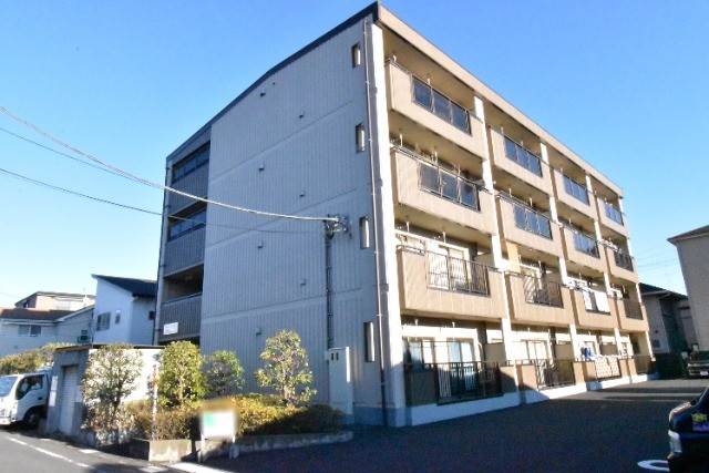 ��ʌ�����s������U���ڂ̃}���V�����̌����O��