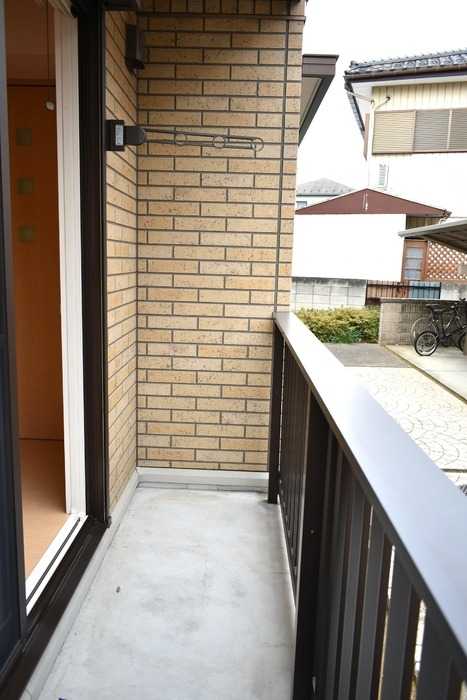 ��ʌ��������܎s����{�O���̃A�p�[�g�̃o���R�j�[