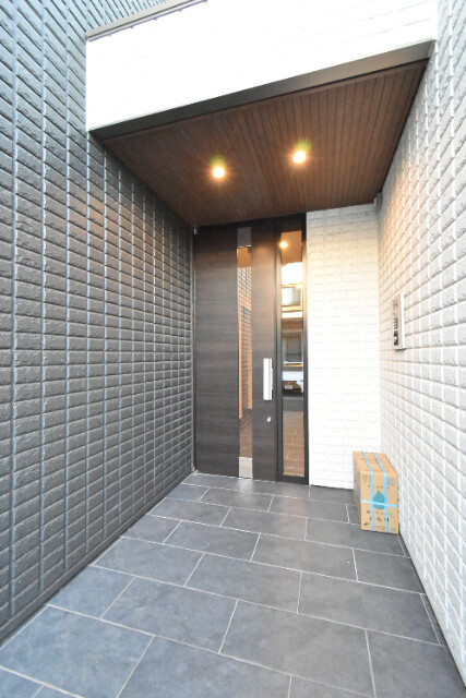 ��ʌ��z�J�s�z���J�T���ڂ̃}���V�����̃G���g�����X