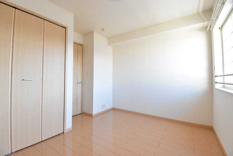 ��ʌ�����s���s�o�H�Q���ڂ̃A�p�[�g�̂��̑������E�X�y�[�X