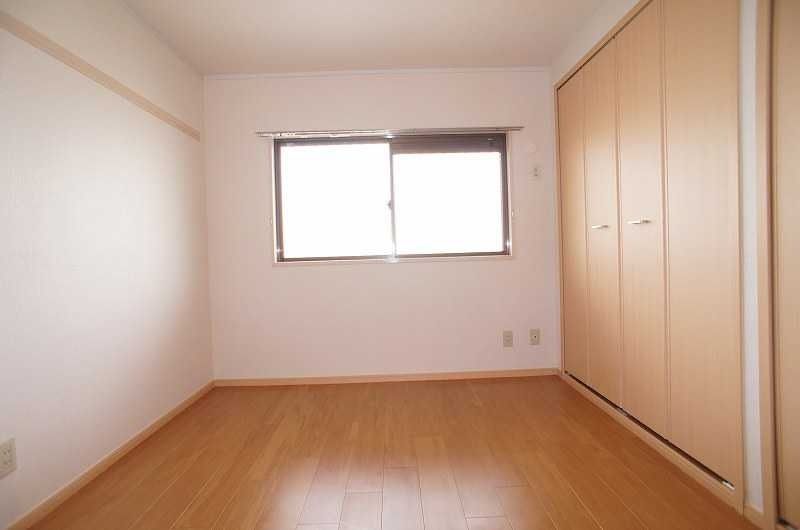 ��ʌ�����s������U���ڂ̃}���V�����̂��̑������E�X�y�[�X