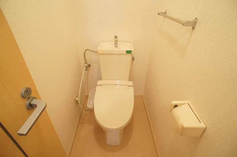 ��ʌ�����s������U���ڂ̃}���V�����̃g�C��