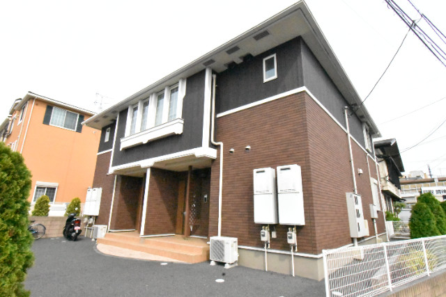 ��ʌ��������܎s�΋�厚���̃A�p�[�g�̃G���g�����X