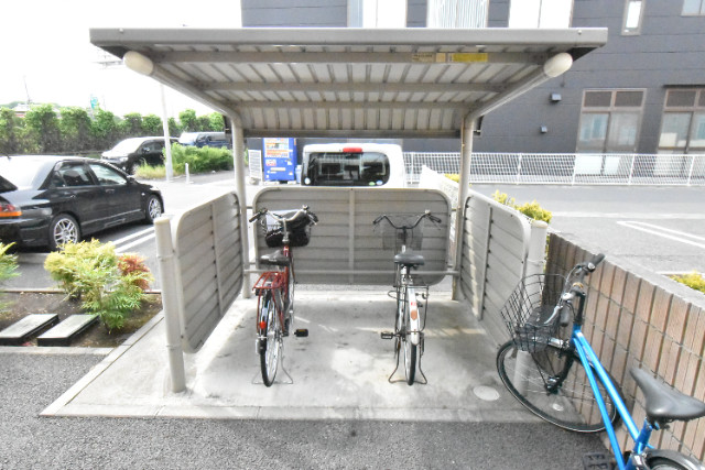 ��ʌ��������܎s�΋�厚���̃A�p�[�g�̂��̑�