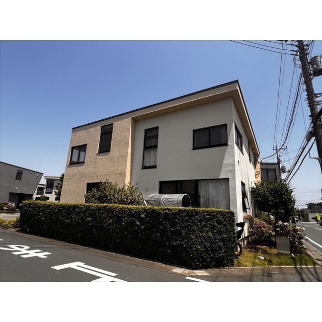 ��ʌ�����s�����Q���ڂ̃A�p�[�g�̌����O��