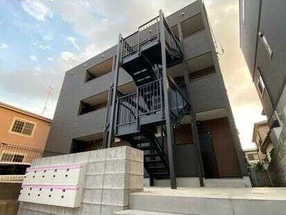 ��ʌ�����s�厚���s�̃A�p�[�g�̌����O��