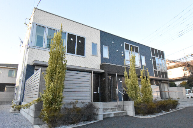 ��ʌ�����s�厚�����̃}���V�����̌����O��