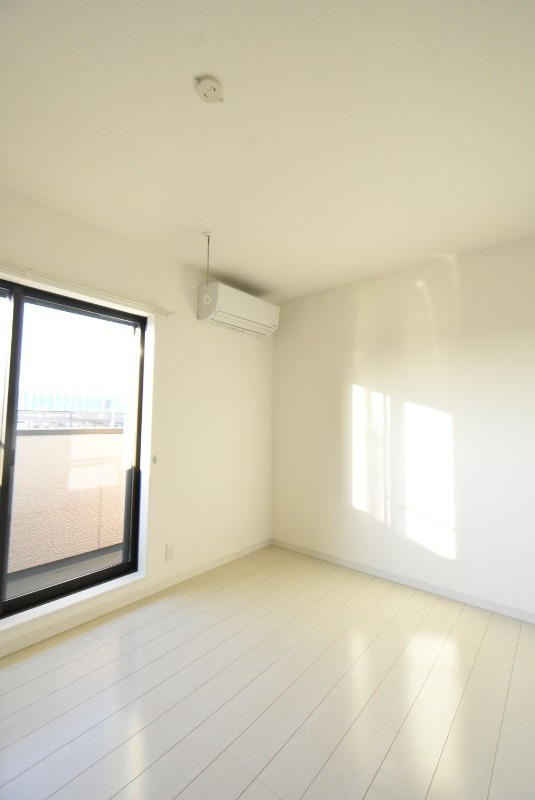 ��ʌ��������܎s��΋擌���P���ڂ̃A�p�[�g�̋��ԁE���r���O