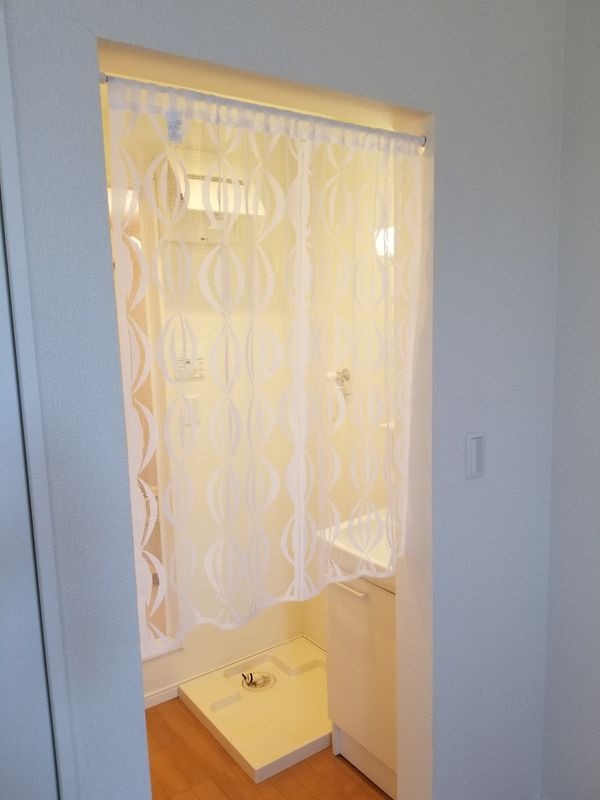 ��ʌ��t�����s�l��˂Q���ڂ̃A�p�[�g�̐��ʏ�