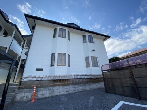 ��ʌ�����s���ԂQ���ڂ̃A�p�[�g�̌����O��