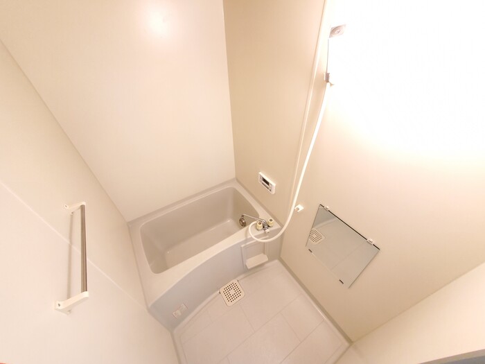 ��ʌ��������܎s��{��O���S���ڂ̃A�p�[�g�̃o�X