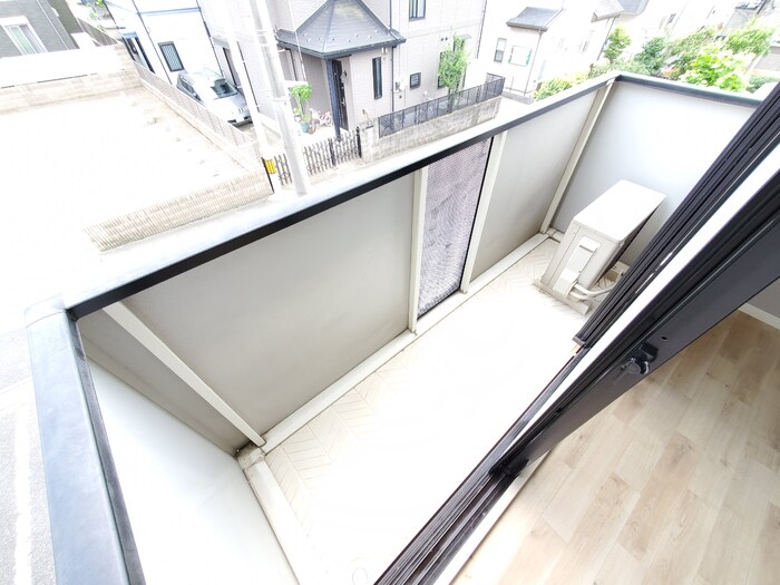 ��ʌ��������܎s��{��O���S���ڂ̃A�p�[�g�̃o���R�j�[