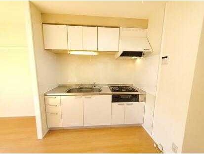 ��ʌ��������܎s�Y�a��哌�Q���ڂ̃}���V�����̃L�b�`��