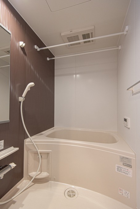 ��ʌ��������܎s��{��g�~���S���ڂ̃}���V�����̃o�X