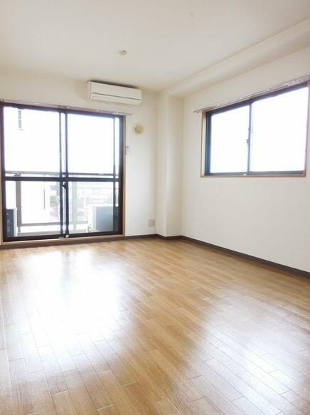 ��ʌ��������܎s�Y�a��k�Y�a�P���ڂ̃}���V�����̋��ԁE���r���O