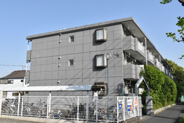 ��ʌ��������܎s�΋�Ō��R���ڂ̃}���V�����̌����O��