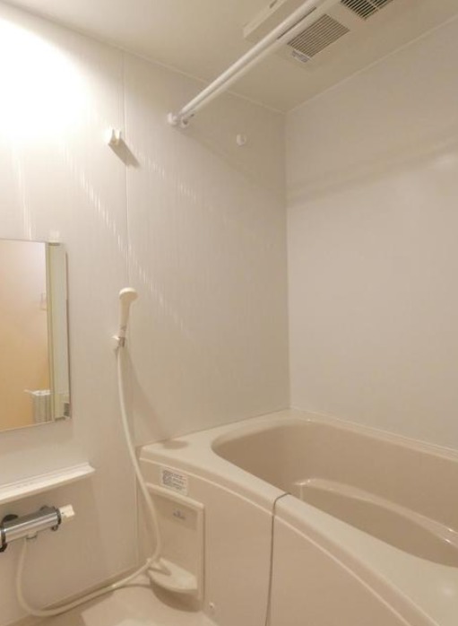 ��ʌ�����s�씵���J�R���ڂ̃}���V�����̃o�X