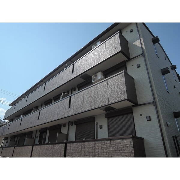 ��ʌ������s�����̃A�p�[�g�̌����O��