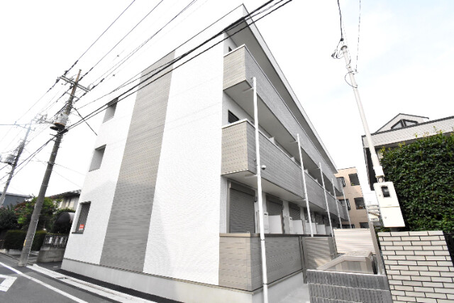 ��ʌ��������܎s��{��听���R���ڂ̃A�p�[�g�̌����O��