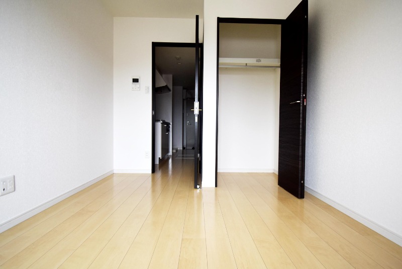 ��ʌ��������܎s��{��听���R���ڂ̃A�p�[�g�̂��̑������E�X�y�[�X