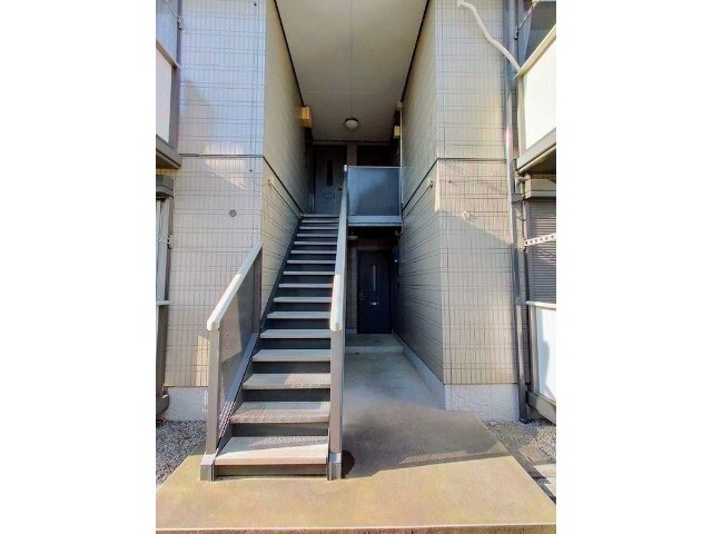 ��ʌ��������܎s�Y�a��{���S���ڂ̃A�p�[�g�̃G���g�����X