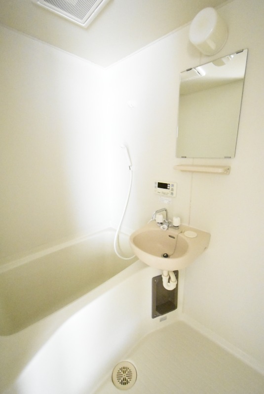 ��ʌ��������܎s������x�蒬�̃A�p�[�g�̃o�X