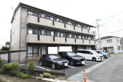 ��ʌ��z�J�s�{�{���P����76�̃A�p�[�g�̌����O��